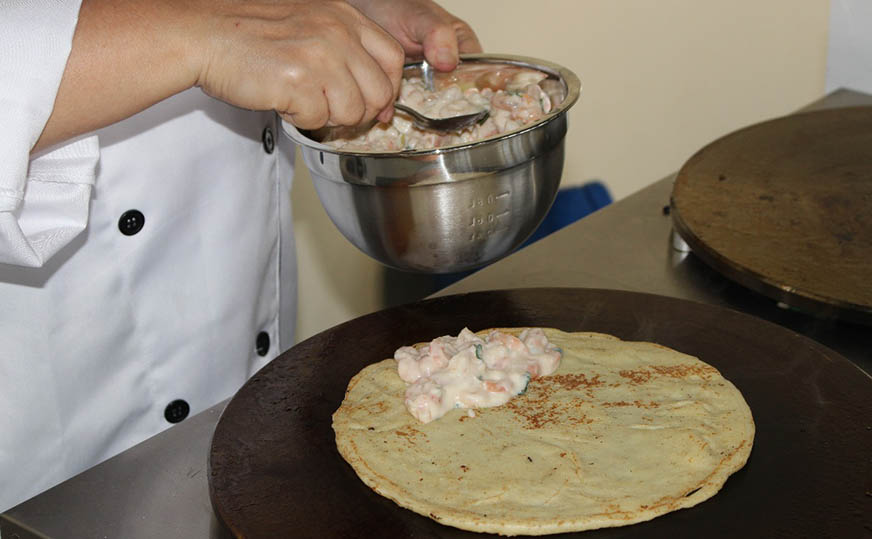 Crepe de camarão para festa
