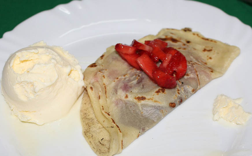 Crepe francês sabor morango para casamento