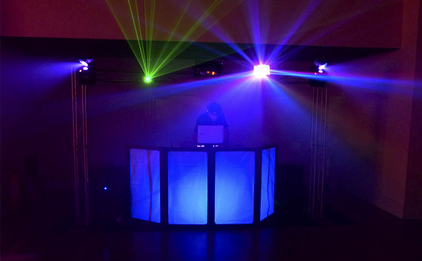 DJ para Festa Infantil SP DJ para Festa Infantil com Box Truss e Pista de LED em SP