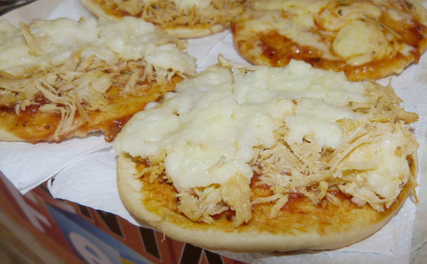 Barraquinha de mini pizza festa teen